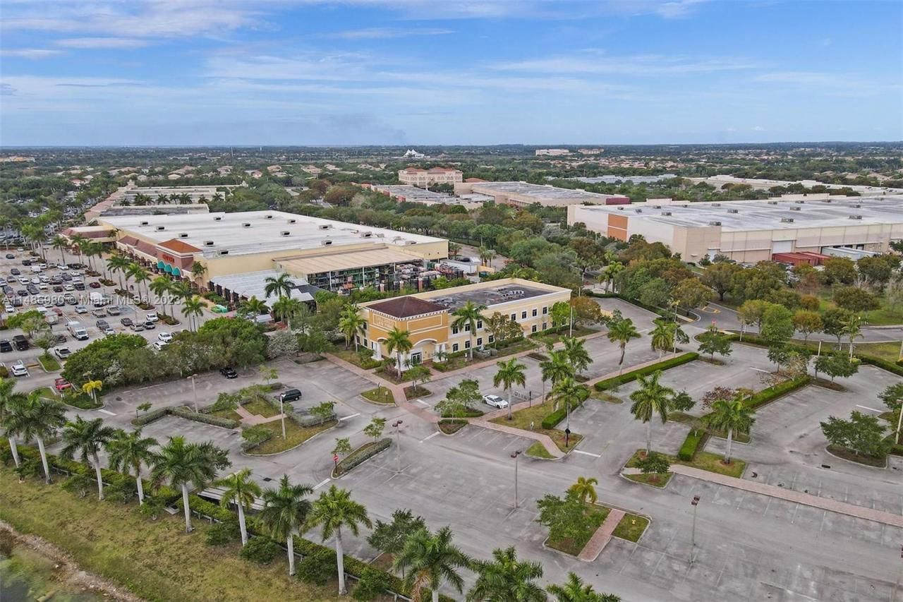 15620 SW 29th St, Miramar, FL 33027 Photo