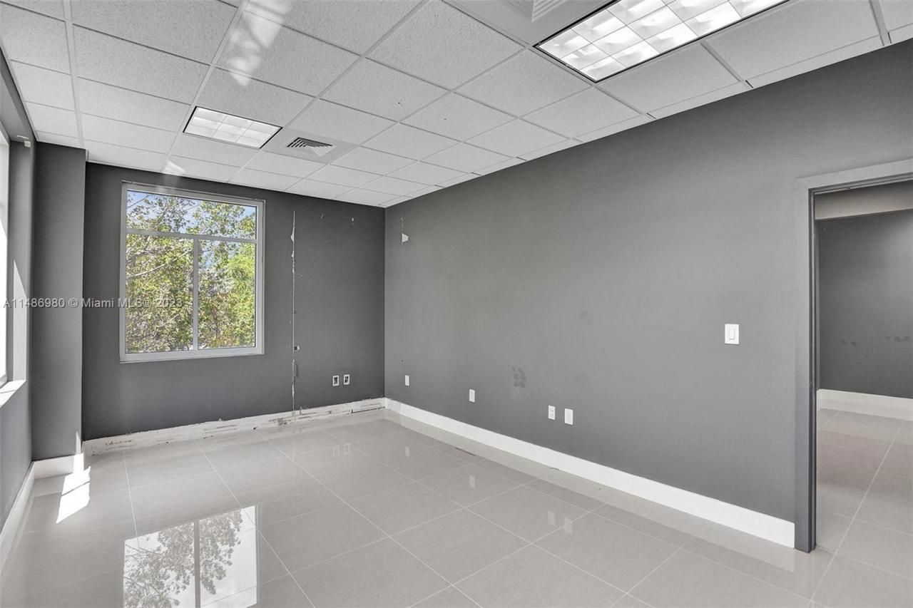 15620 SW 29th St, Miramar, FL 33027 Photo