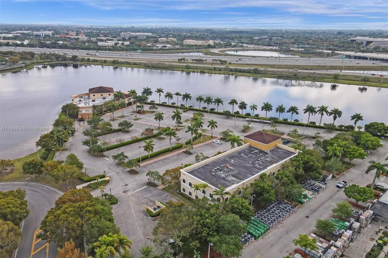 15620 SW 29th St, Miramar, FL 33027 Photo