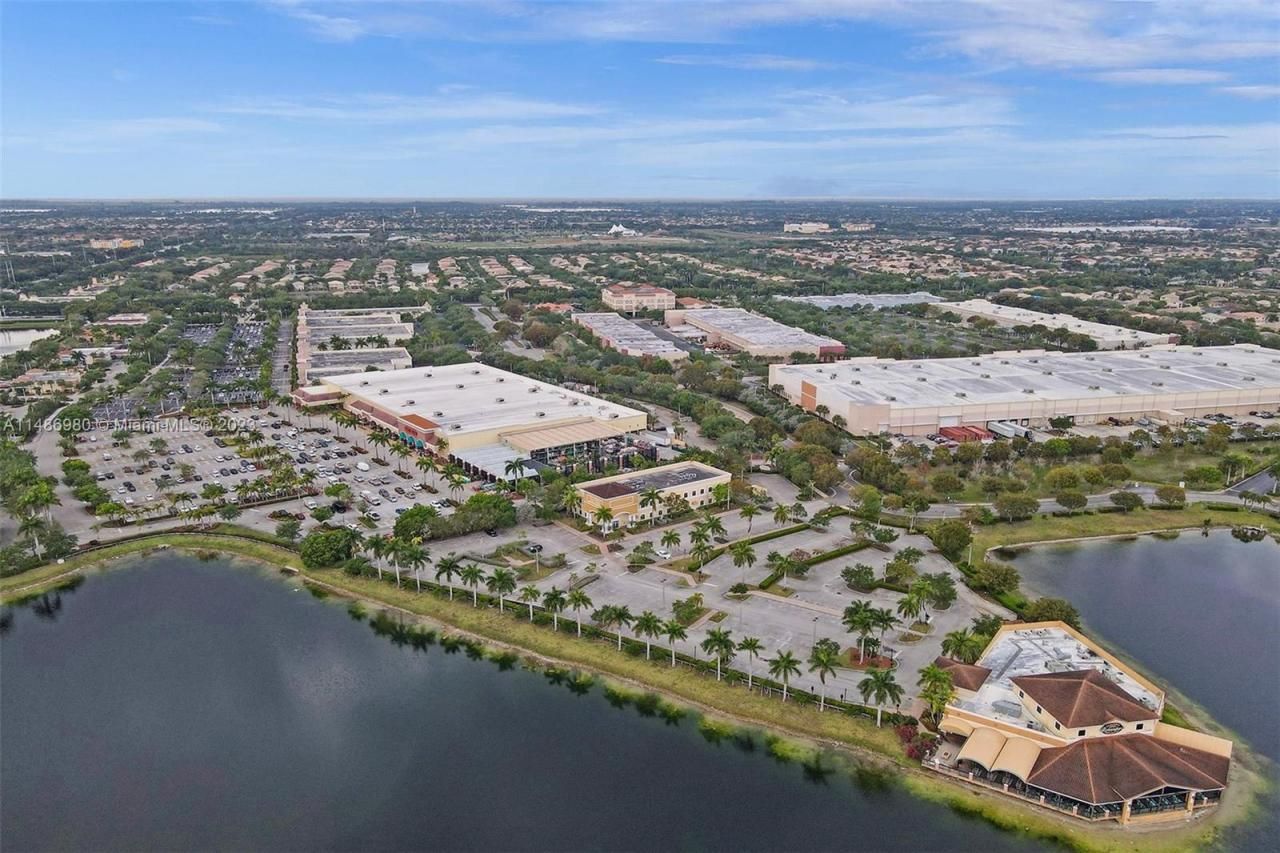 15620 SW 29th St, Miramar, FL 33027 Photo