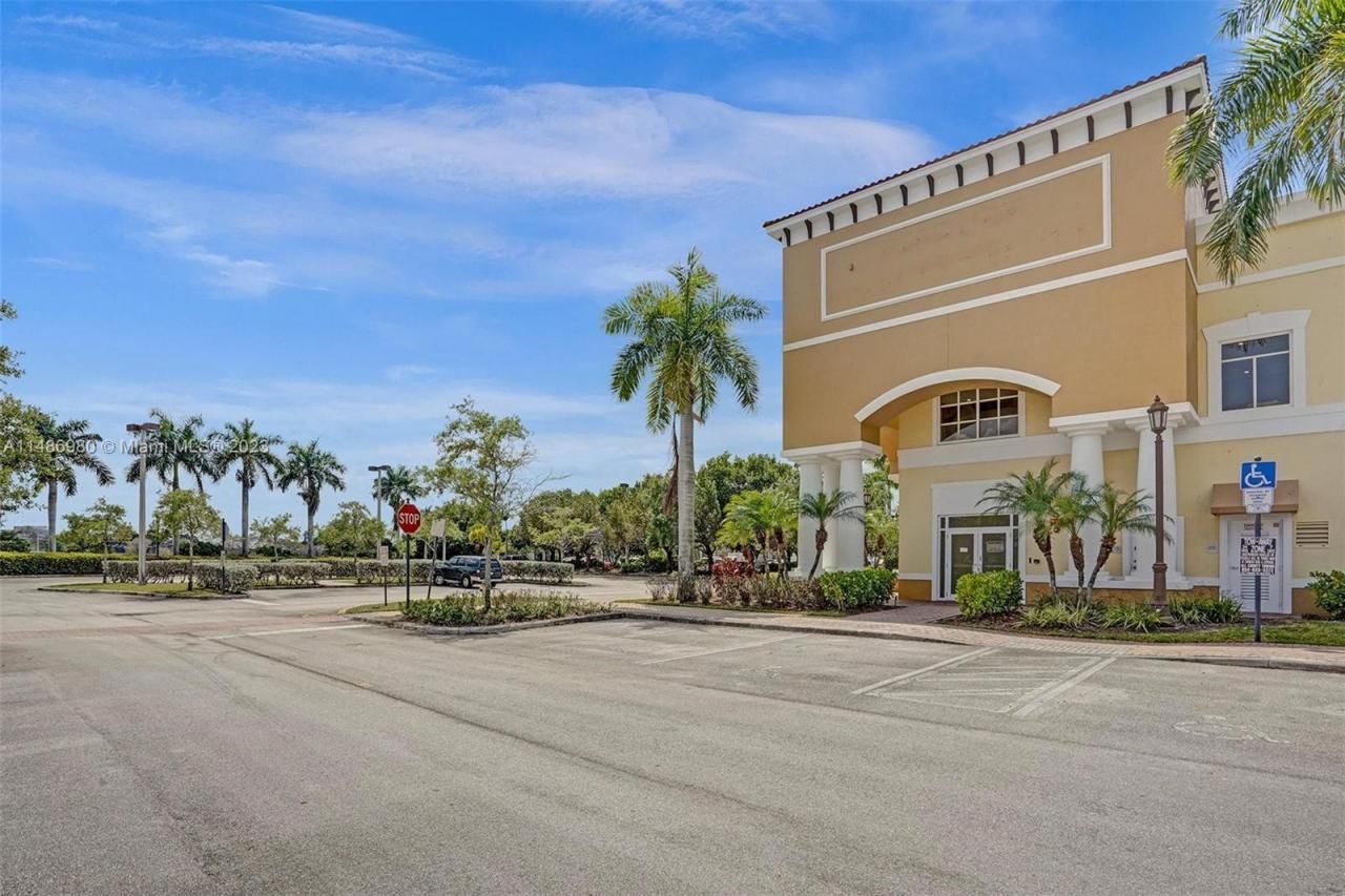 15620 SW 29th St, Miramar, FL 33027 Photo