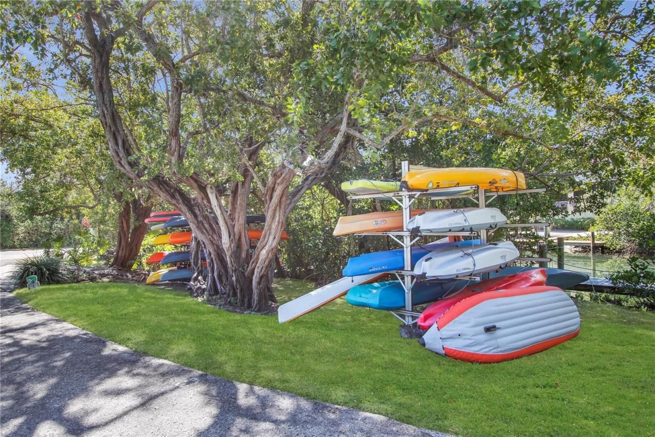 615 Dream Island Road, Unit 202, Longboat Key, FL 34228 Photo