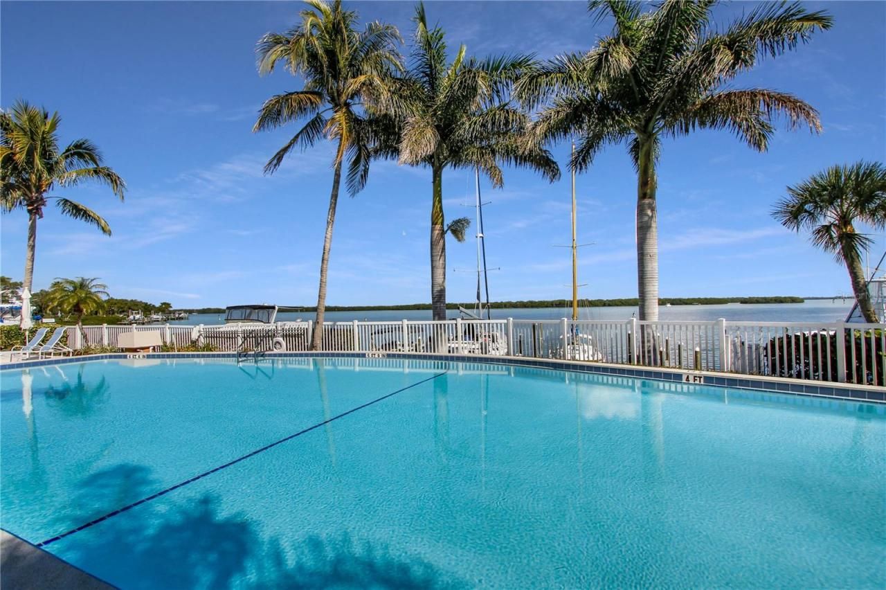 615 Dream Island Road, Unit 202, Longboat Key, FL 34228 Photo