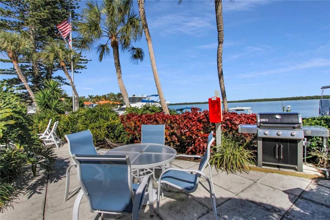 615 Dream Island Road, Unit 202, Longboat Key, FL 34228 Photo