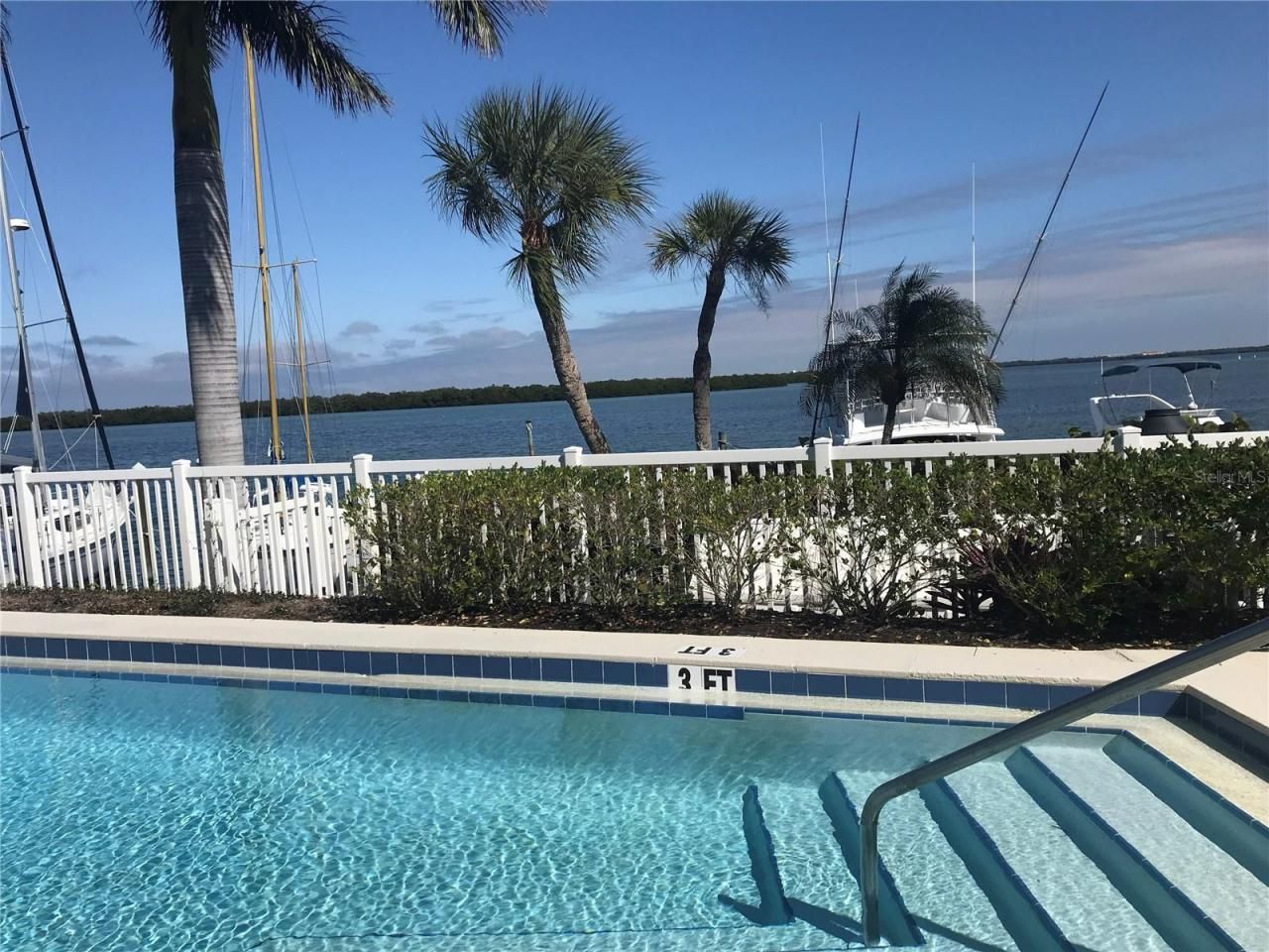 615 Dream Island Road, Unit 202, Longboat Key, FL 34228 Photo