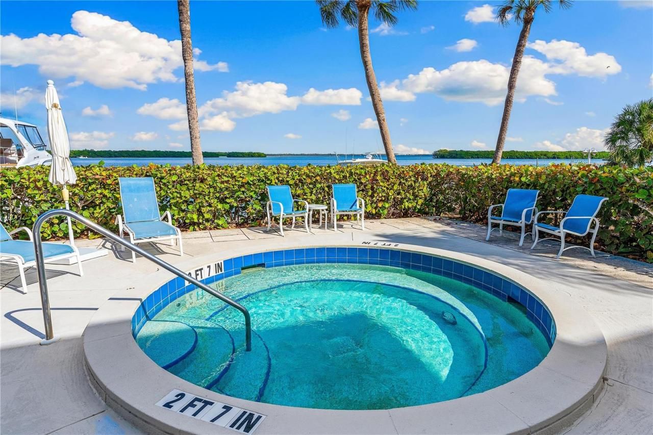 615 Dream Island Road, Unit 202, Longboat Key, FL 34228 Photo