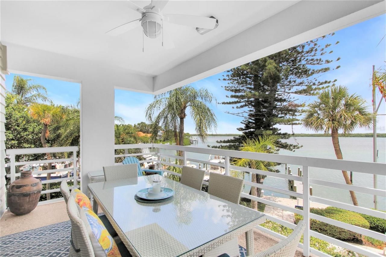 615 Dream Island Road, Unit 202, Longboat Key, FL 34228 Photo