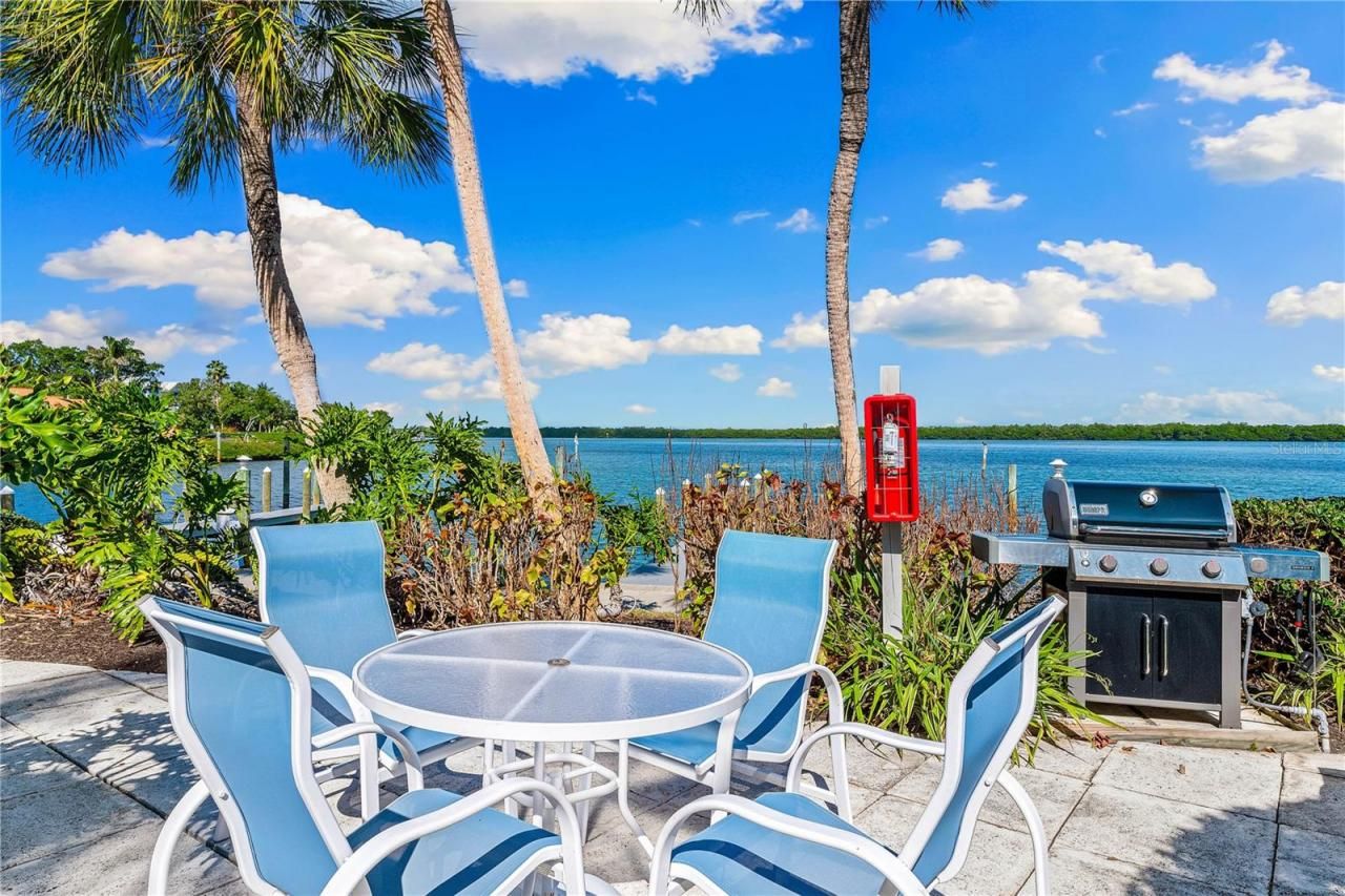 615 Dream Island Road, Unit 202, Longboat Key, FL 34228 Photo