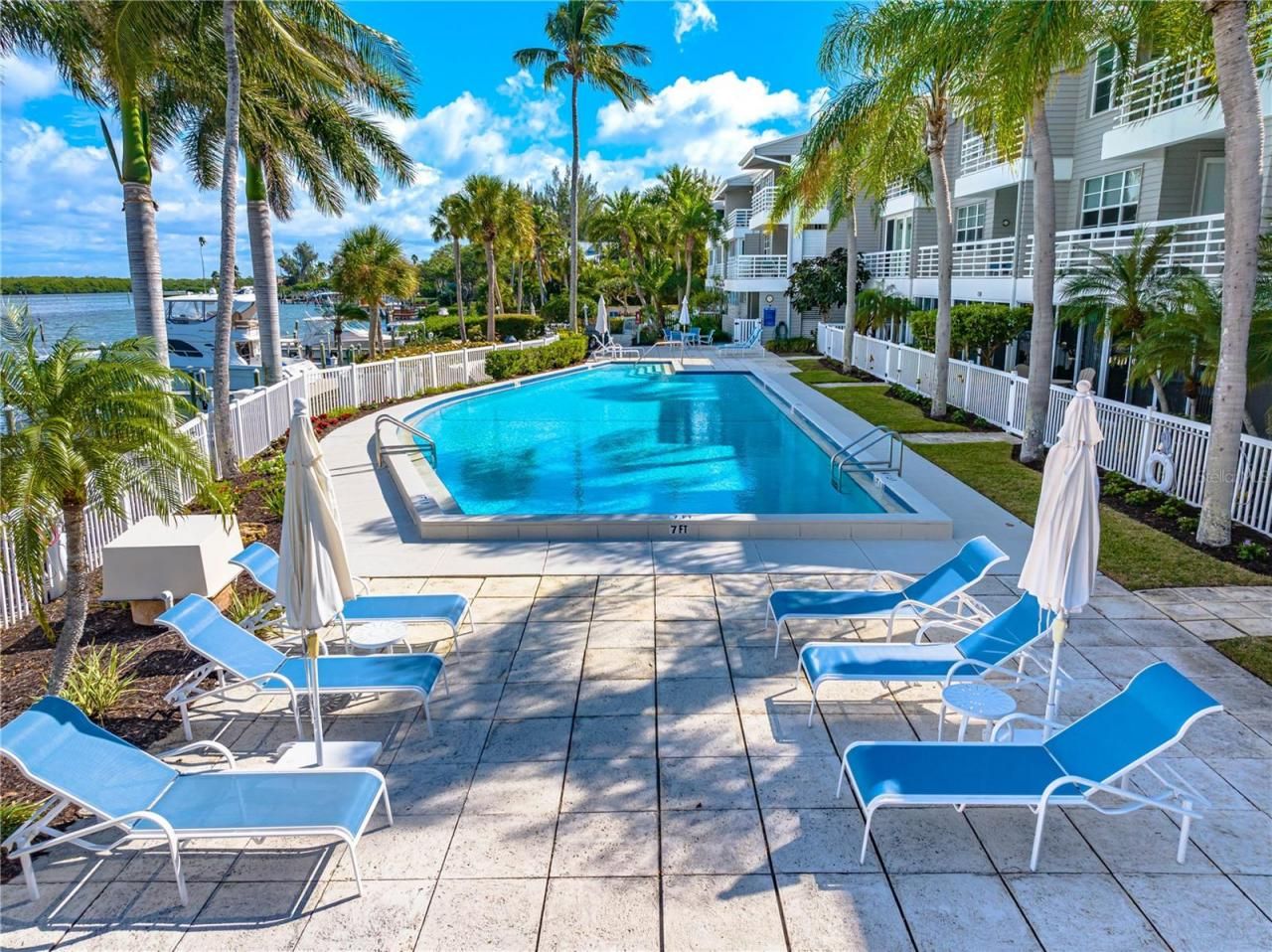 615 Dream Island Road, Unit 202, Longboat Key, FL 34228 Photo