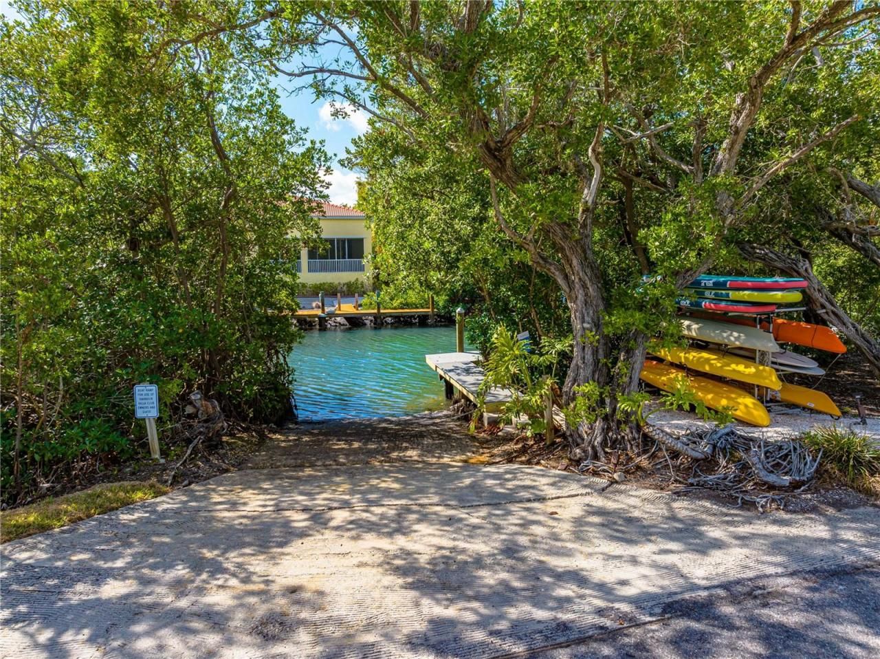 615 Dream Island Road, Unit 202, Longboat Key, FL 34228 Photo