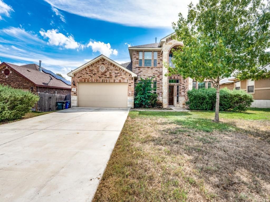1215 Sun Trl, New Braunfels, TX 78130 Main Photo