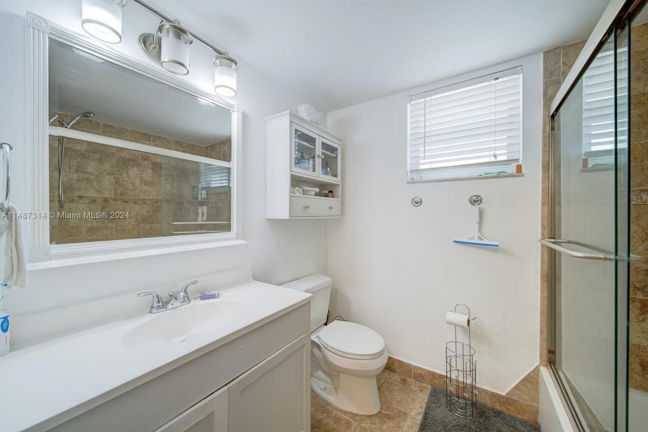 Please Call For Address, Unit 52, Miami, FL 33137 Photo