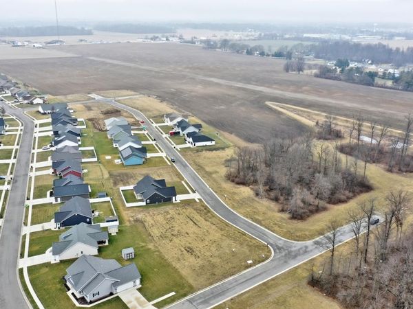 3624 Comanche Drive, Lima, OH 45807