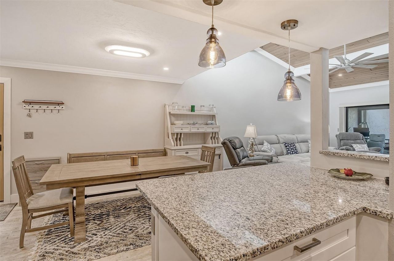 1601 Bayhouse Point Drive, Unit BA206, Sarasota, FL 34231 Photo