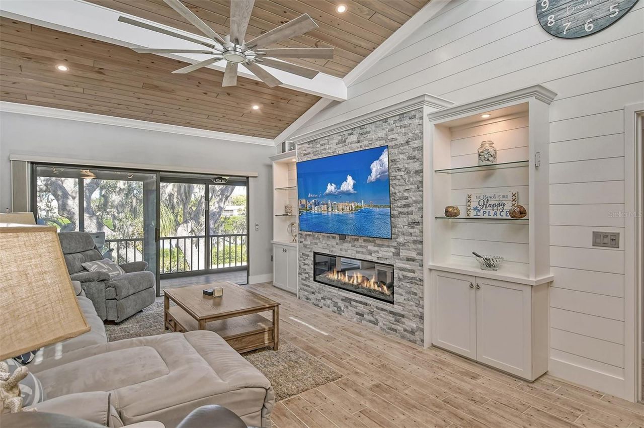 1601 Bayhouse Point Drive, Unit BA206, Sarasota, FL 34231 Photo