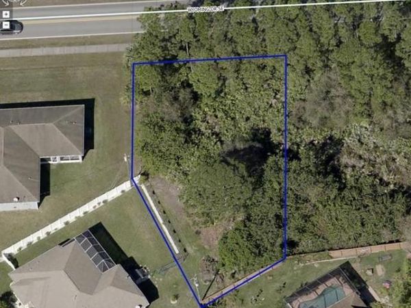 1218 SE Wyoming Dr Drive, Palm Bay, FL 32909