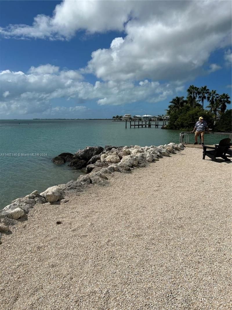 1215 97th Street Ocean, Unit 11, Marathon, FL 33050 Photo