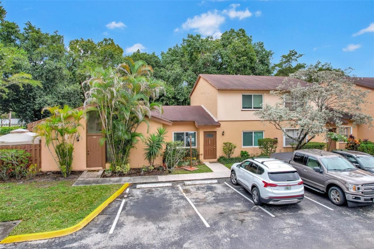 7083 W Sunrise Blvd, Unit 7083, Plantation, FL 33313 Photo