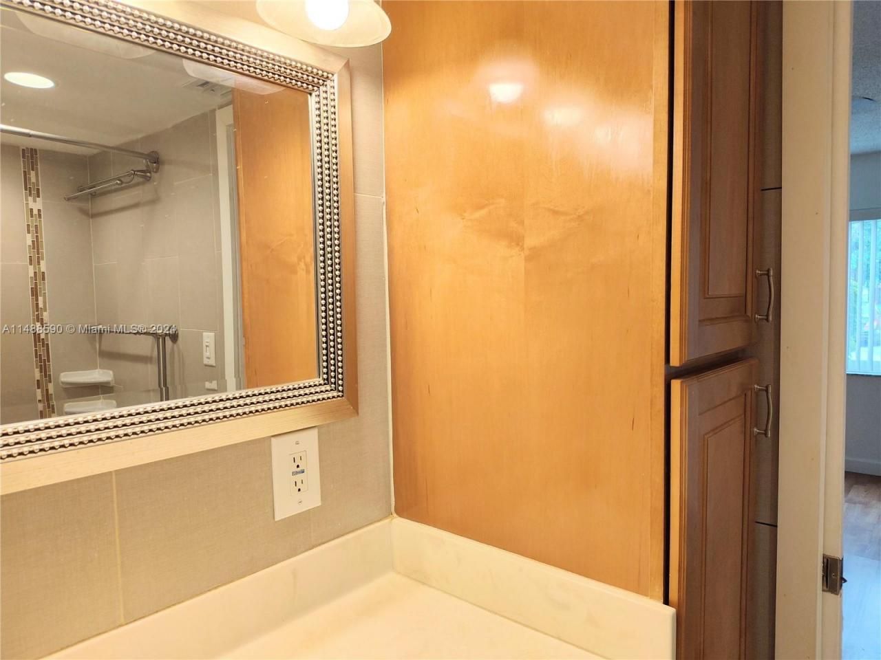 7083 W Sunrise Blvd, Unit 7083, Plantation, FL 33313 Photo