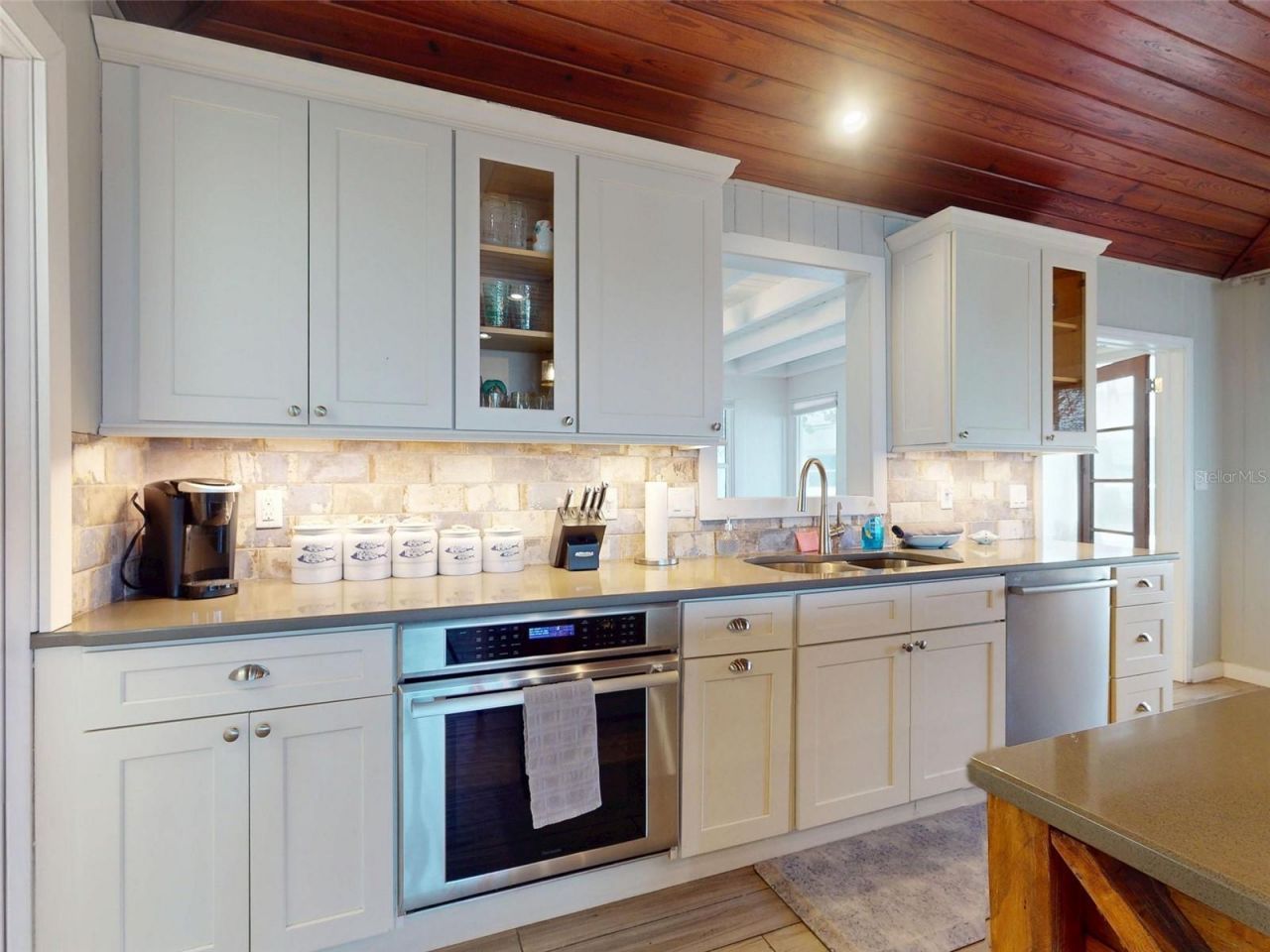 1011 Hill Street, New Smyrna Beach, FL 32169 Photo