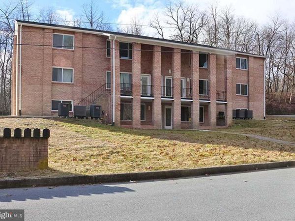 747 GARDEN DRIVE, HARRISBURG, PA 17111