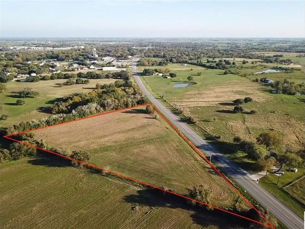 000 US Hwy 90, Shiner, TX 77984