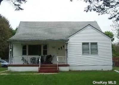 19 Fulton Street, Brentwood, NY 11717 Main Photo