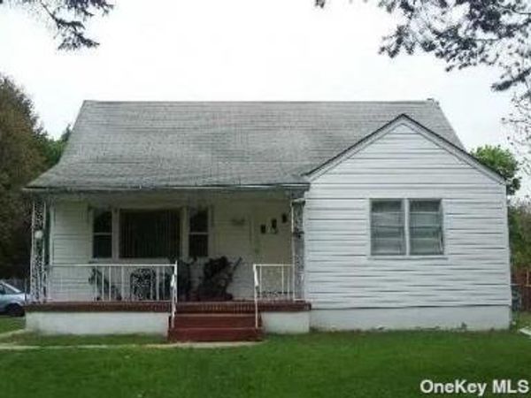 19 Fulton Street, Brentwood, NY 11717