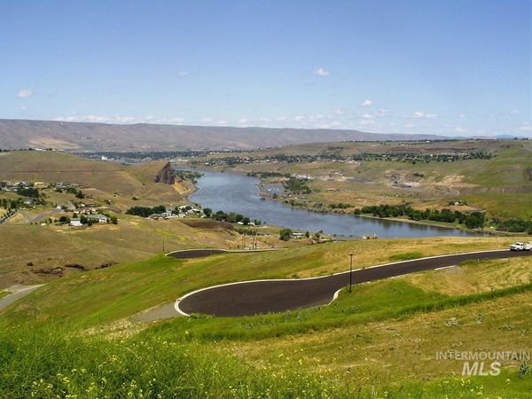 1785 River Canyon Drive, Clarkston, WA 99403