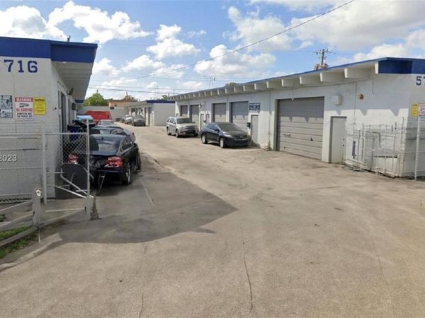 5660-5718 Rodman St, Hollywood, FL 33023