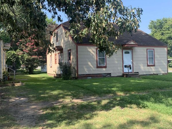 1311 Dill St, Newport, AR 72112