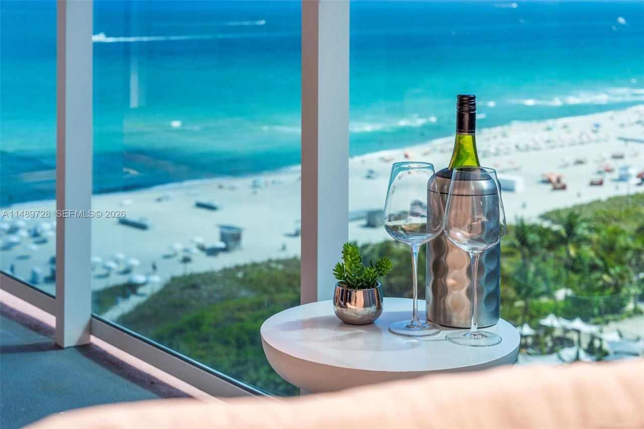 102 24th St, Unit 1412, Miami Beach, FL 33139 Photo