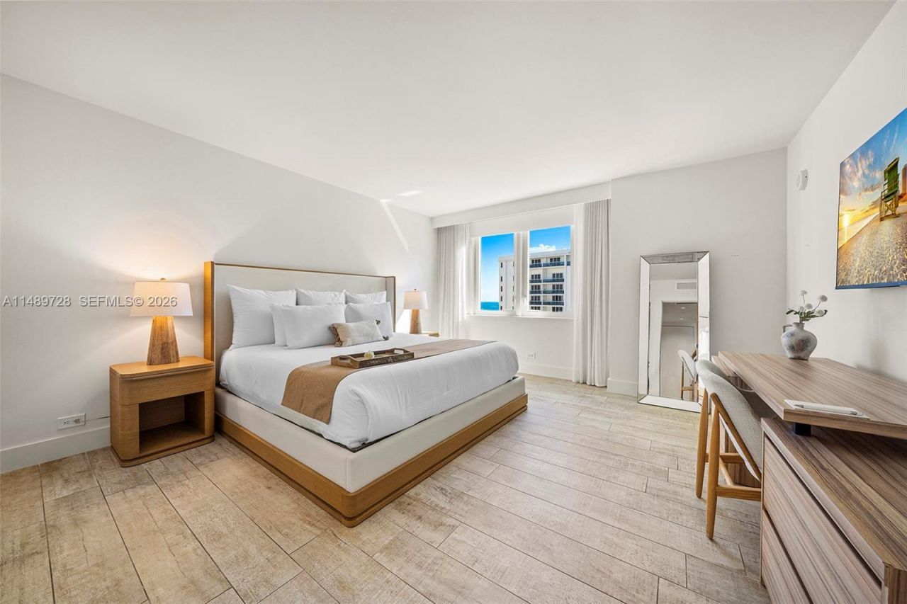 102 24th St, Unit 1412, Miami Beach, FL 33139 Photo