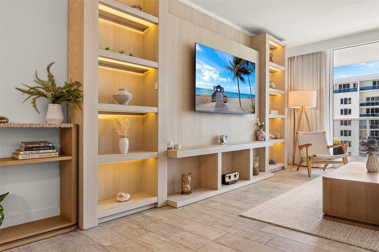 102 24th St, Unit 1412, Miami Beach, FL 33139 Photo