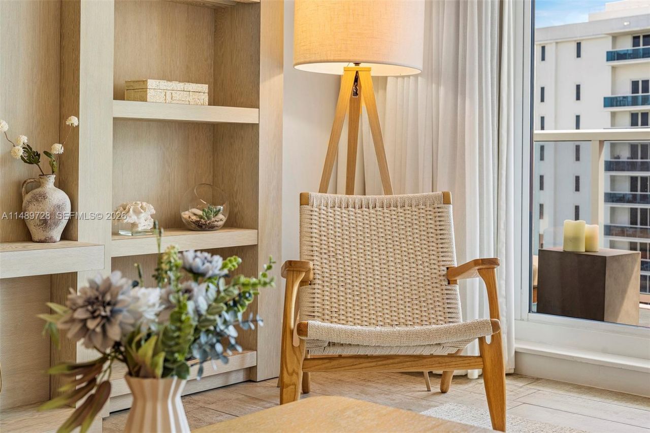 102 24th St, Unit 1412, Miami Beach, FL 33139 Photo