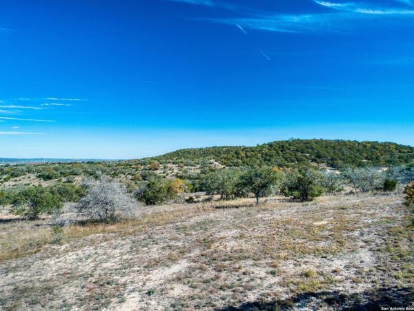 538 Hidden Hills Ranch Rd, Camp Verde, TX 78010