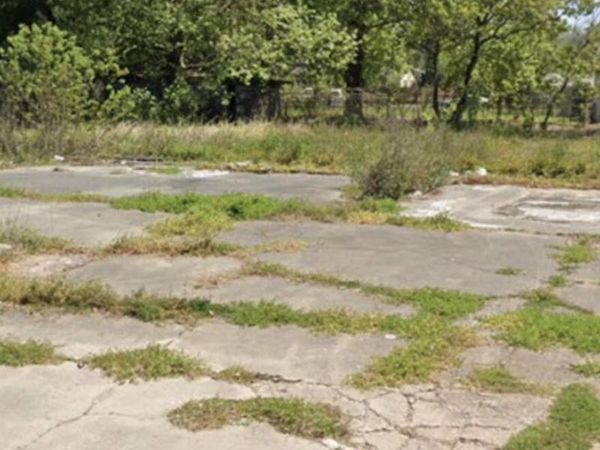 900 SE Evangeline Thruway, Lafayette, LA 70501