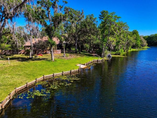 7810 TERRACE OAKS COURT, TEMPLE TERRACE, FL 33617