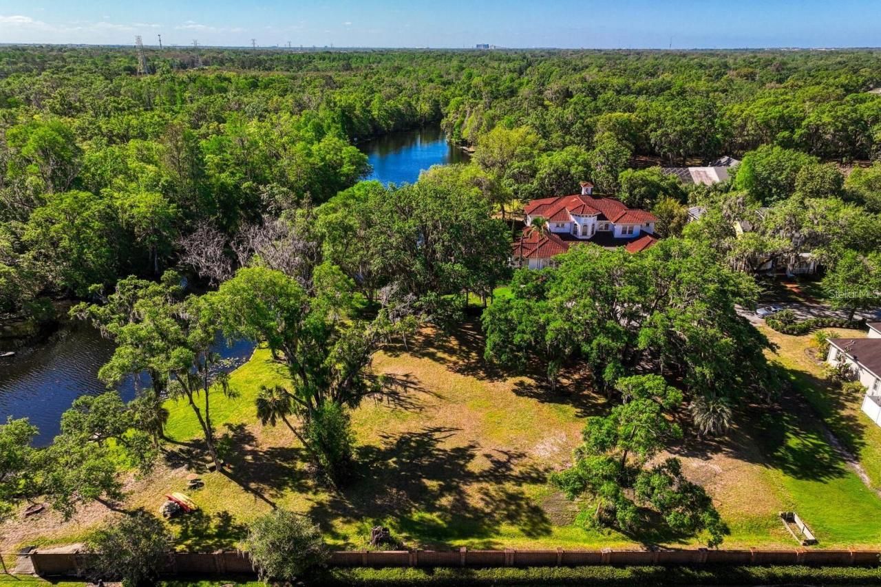 7810 Terrace Oaks Court, Temple Terrace, FL 33617 Photo