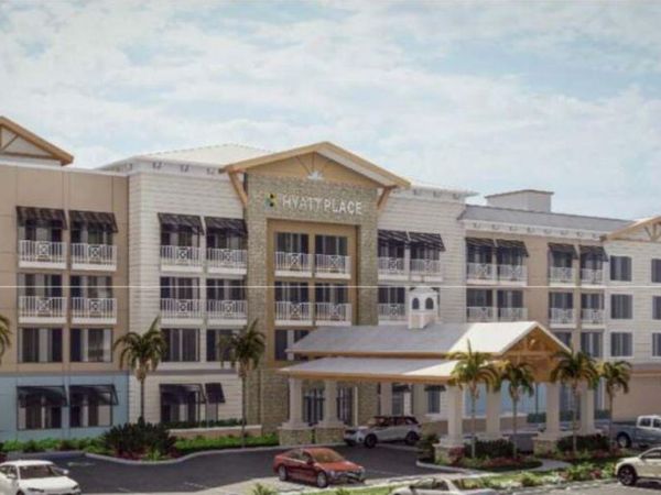 429 E 3rd Avenue, New Smyrna Beach, FL 32169