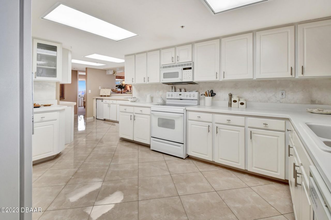 2937 S Atlantic Avenue, Unit 1603-1604, Daytona Beach Shores, FL 32118 Photo