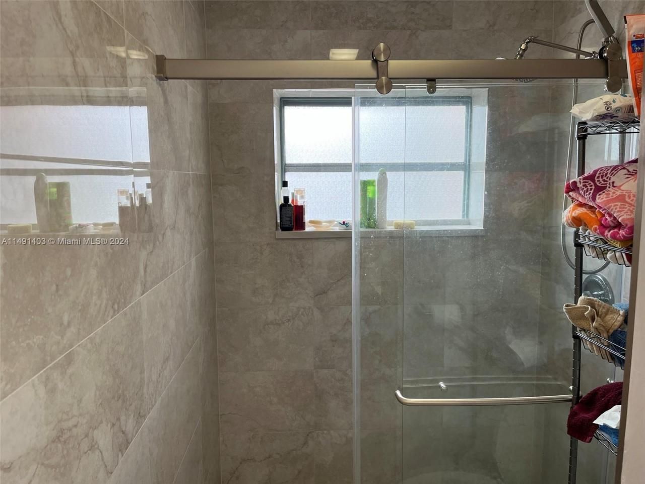 181 NE 14th Ave, Unit 22B, Hallandale Beach, FL 33009 Photo