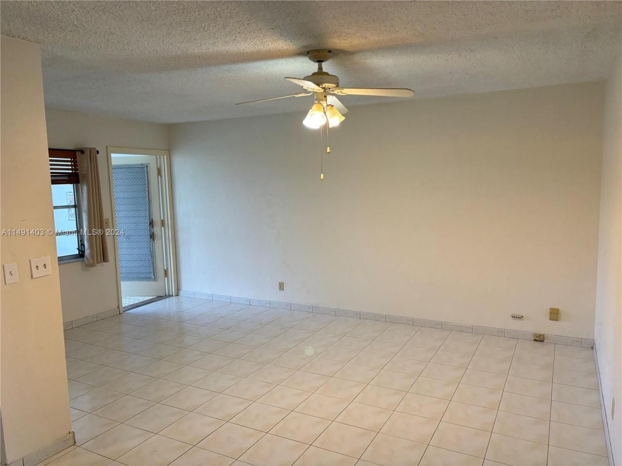 181 NE 14th Ave, Unit 22B, Hallandale Beach, FL 33009 Photo