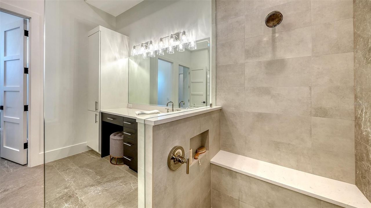 558 Venice Lane, Sarasota, FL 34242 Photo