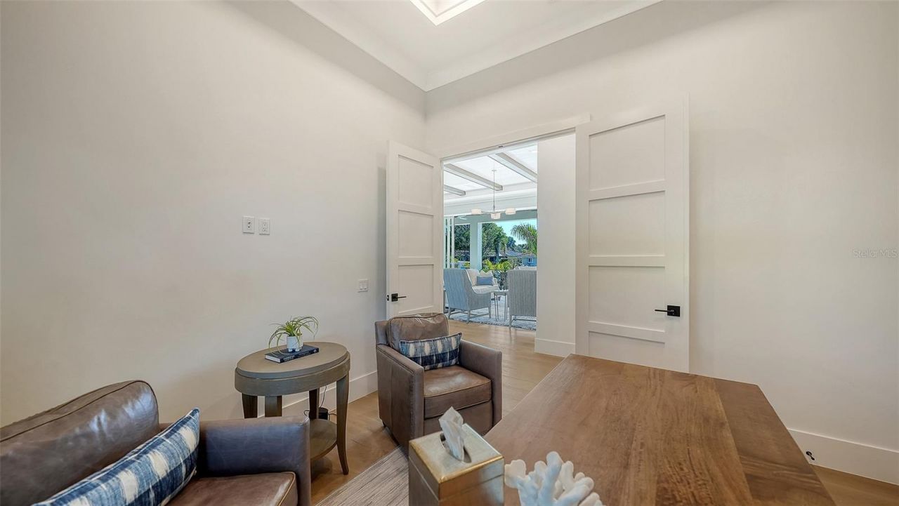 558 Venice Lane, Sarasota, FL 34242 Photo