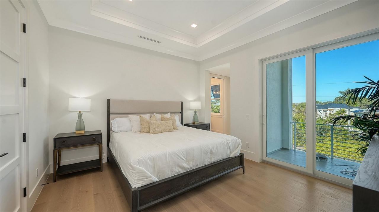 558 Venice Lane, Sarasota, FL 34242 Photo