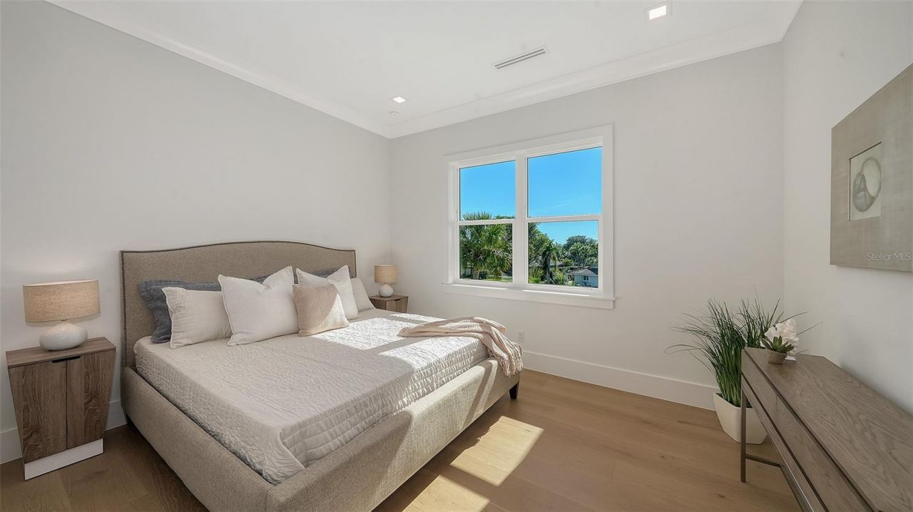 558 Venice Lane, Sarasota, FL 34242 Photo