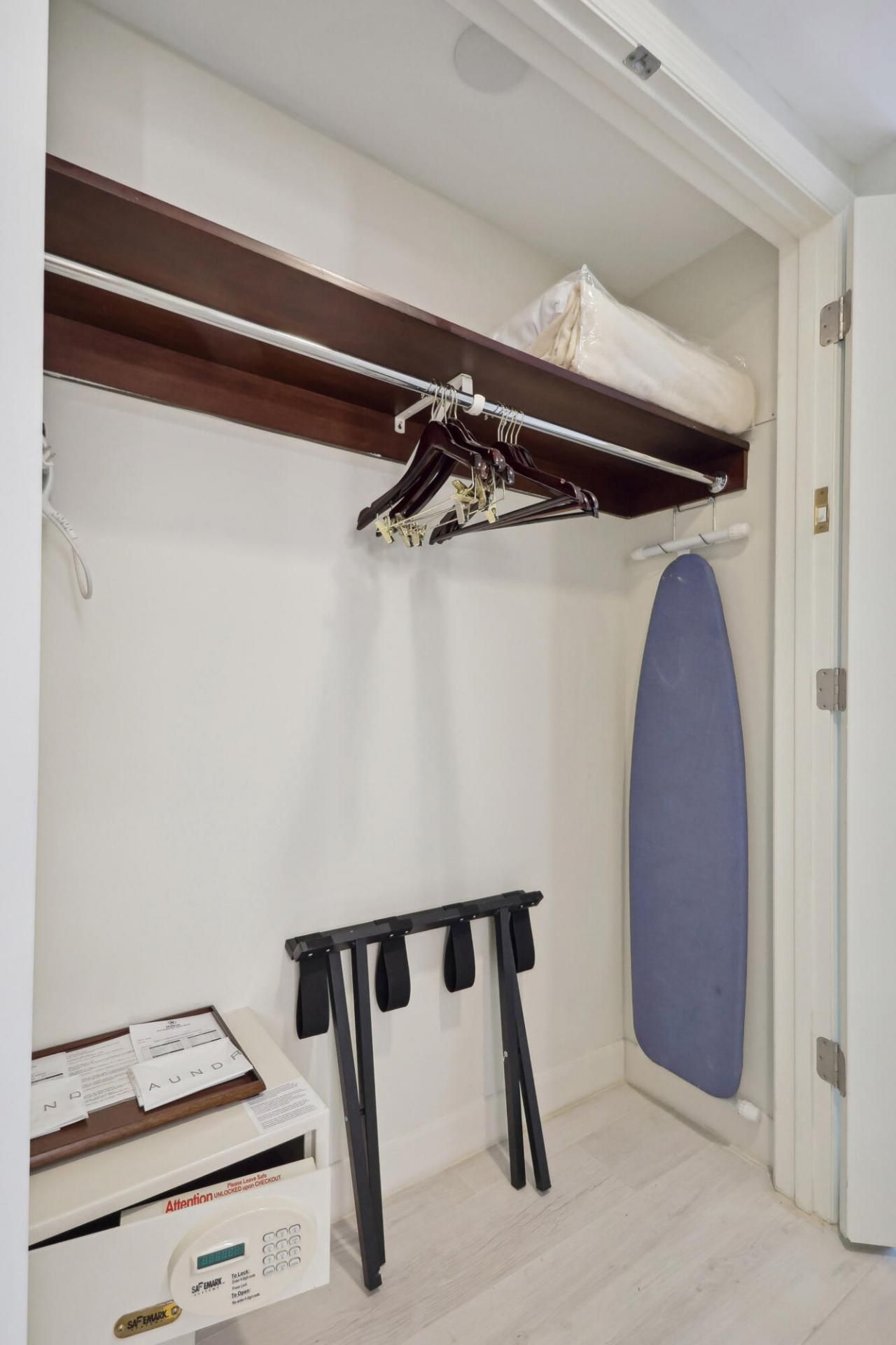 505 N Fort Lauderdale Beach Boulevard, Unit 1211, Fort Lauderdale, FL 33304 Photo