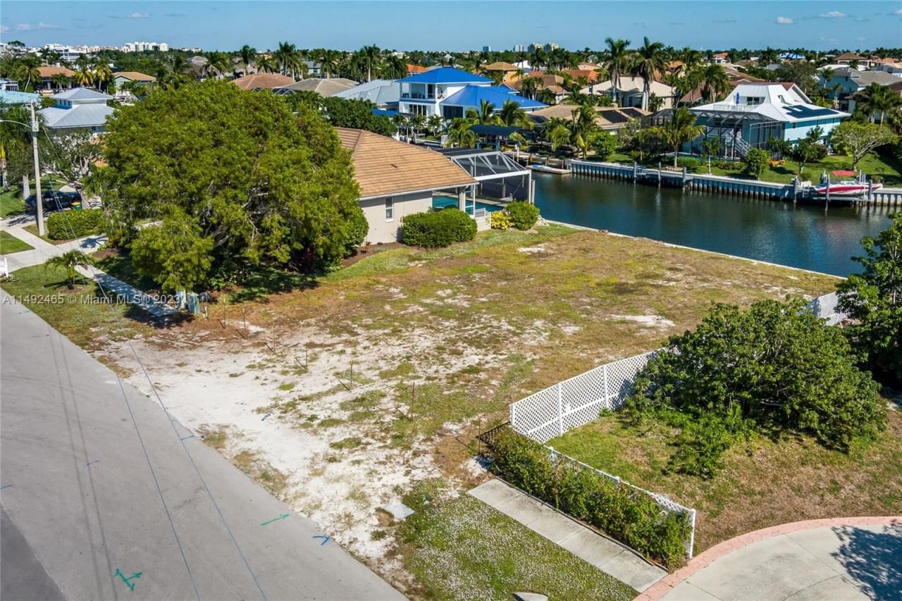 609 Spinnaker Drive, Marco Island, FL 34145 Photo
