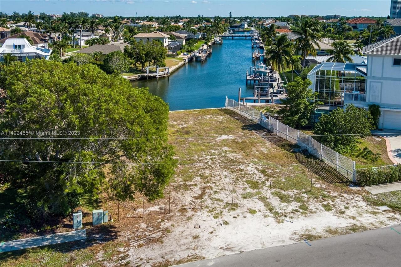 609 Spinnaker Drive, Marco Island, FL 34145 Photo